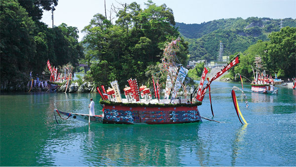 日本遺産ストーリー - 鯨とともに生きる 日本遺産ストーリー - 鯨とともに生きる